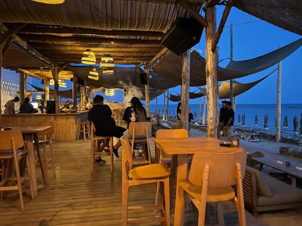 Venus Lighthouse 2B, Sea-View, Paphos Center Apartment Ngoại thất bức ảnh