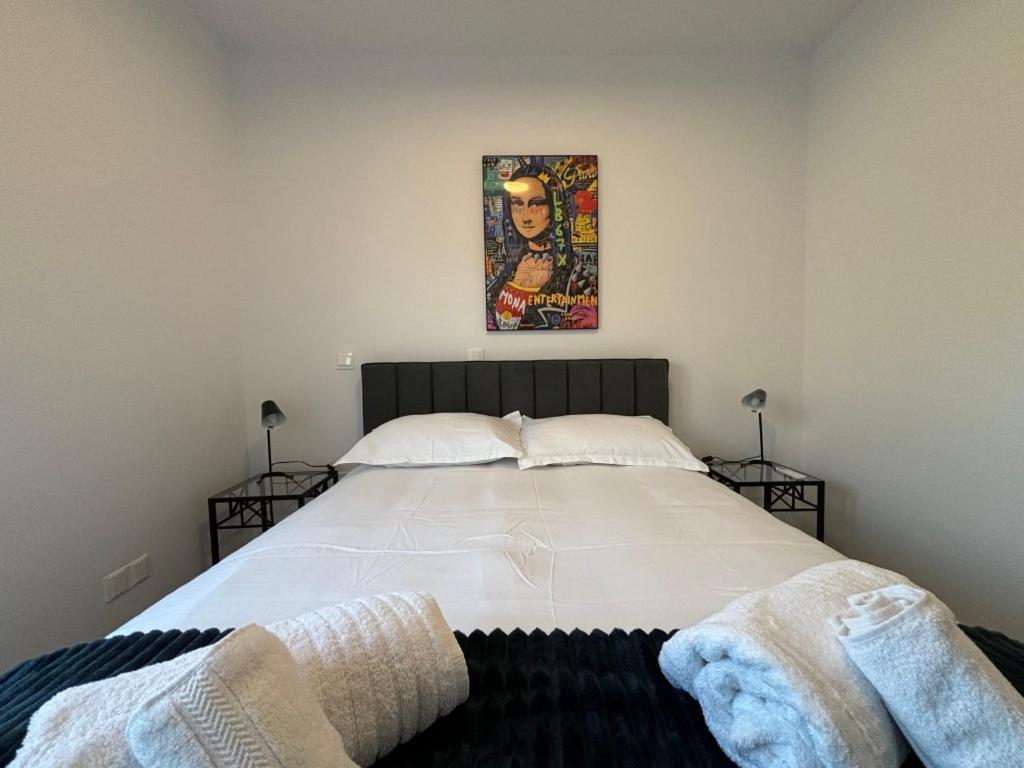 Venus Lighthouse 2B, Sea-View, Paphos Center Apartment Ngoại thất bức ảnh