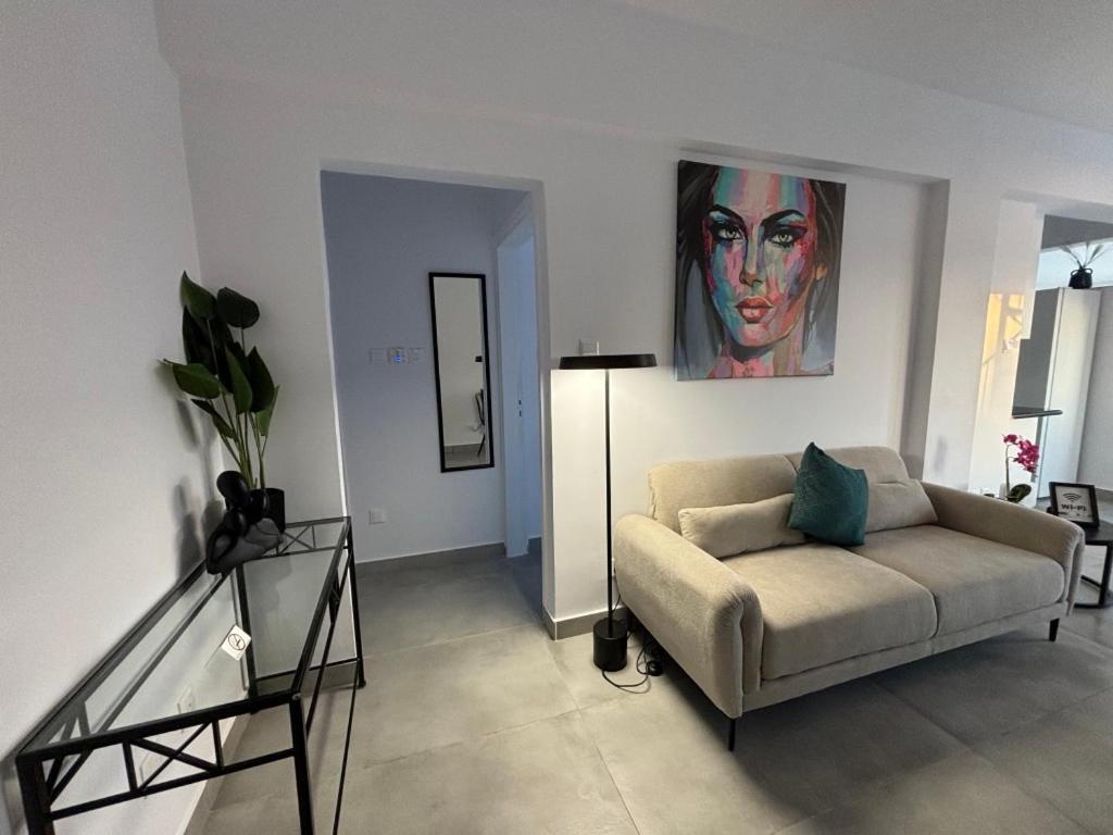 Venus Lighthouse 2B, Sea-View, Paphos Center Apartment Ngoại thất bức ảnh