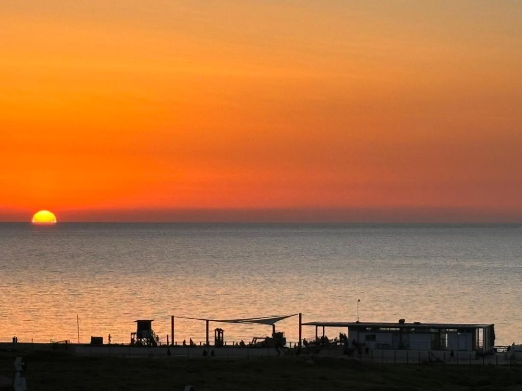 Venus Lighthouse 2B, Sea-View, Paphos Center Apartment Ngoại thất bức ảnh